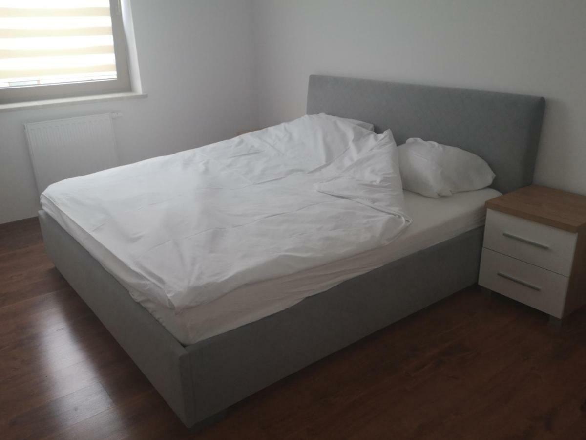ラドムApartament Przy Aquaparkuアパートメント エクステリア 写真